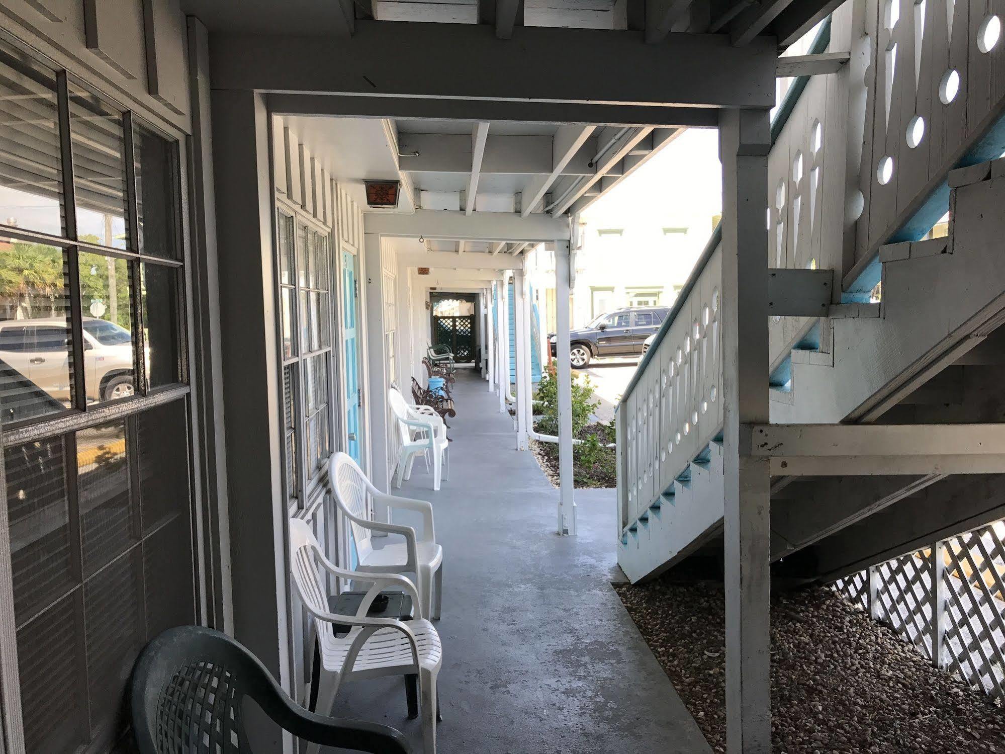 Cedar Inn Cedar Key Eksteriør billede