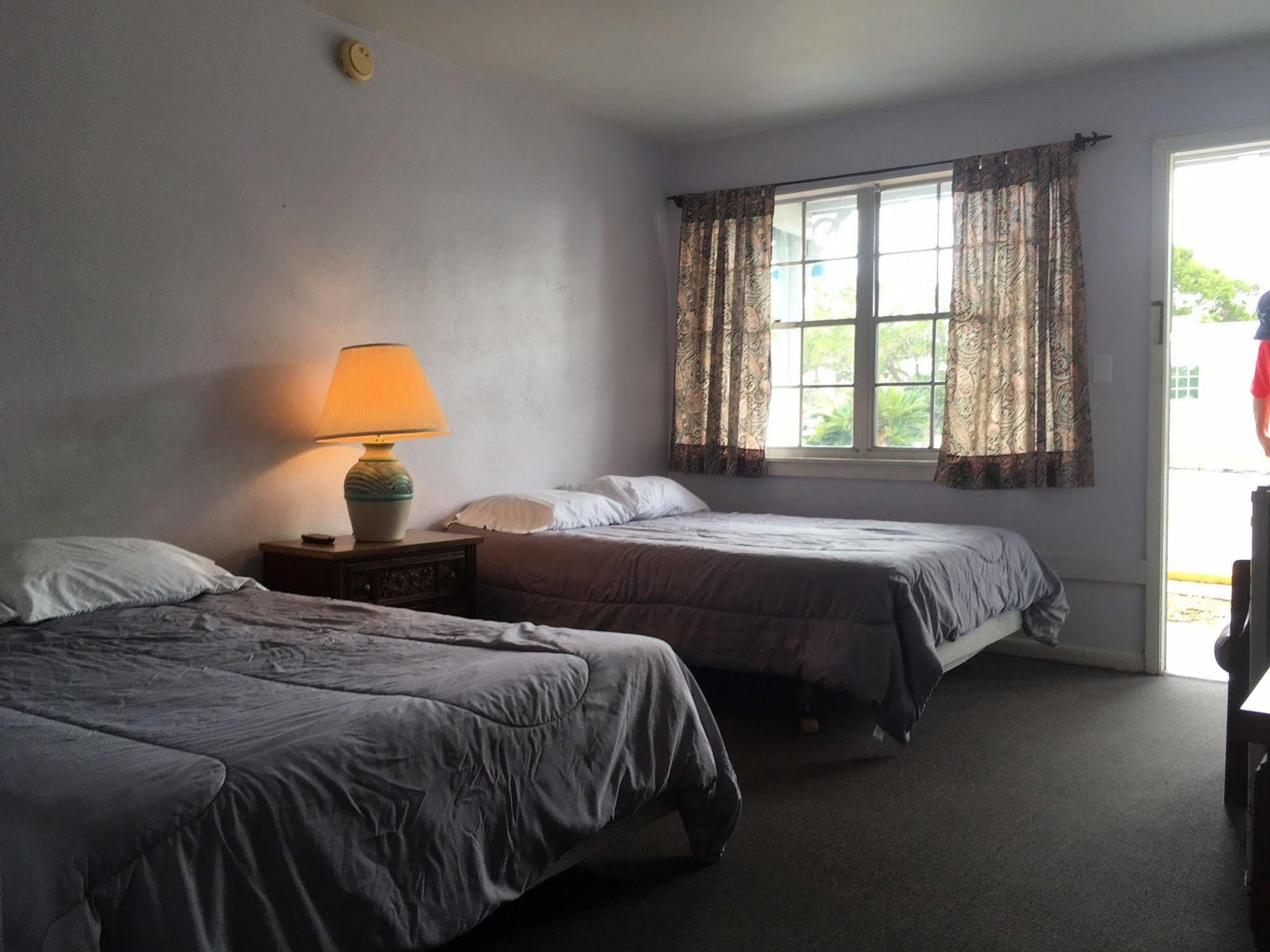 Cedar Inn Cedar Key Eksteriør billede